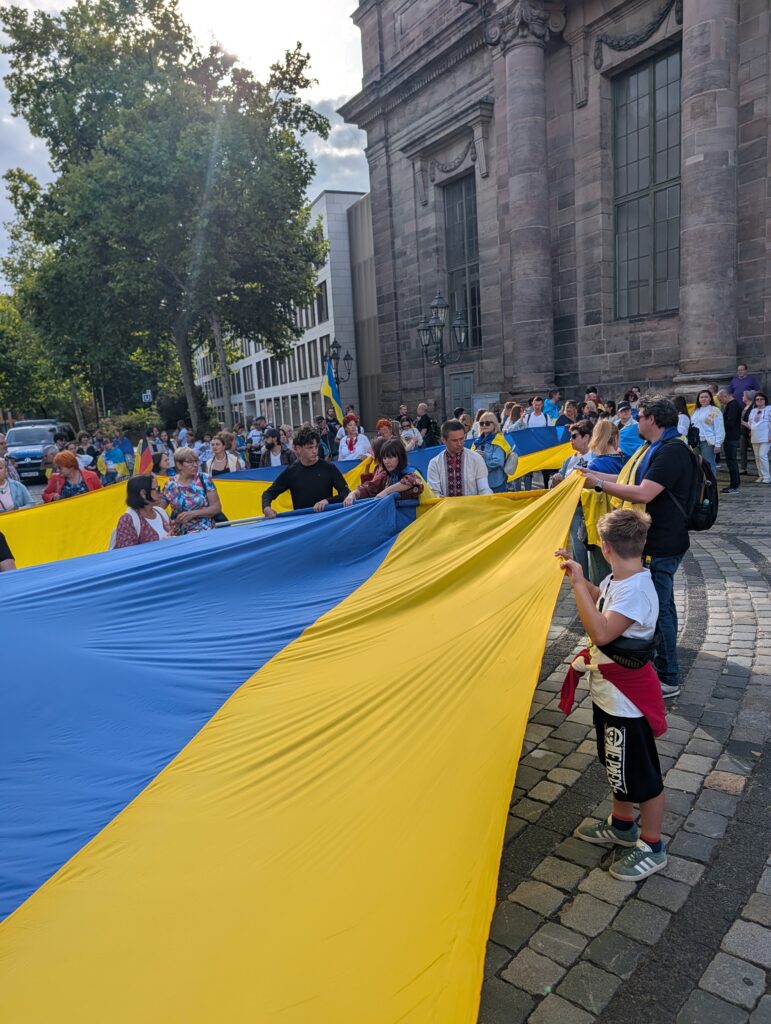 PXL_20260824_153820001-771x1024 35. Unabhängigkeitstag der Ukraine in Nürnberg – gemeinsam für Freiheit, Frieden und die Ukraine