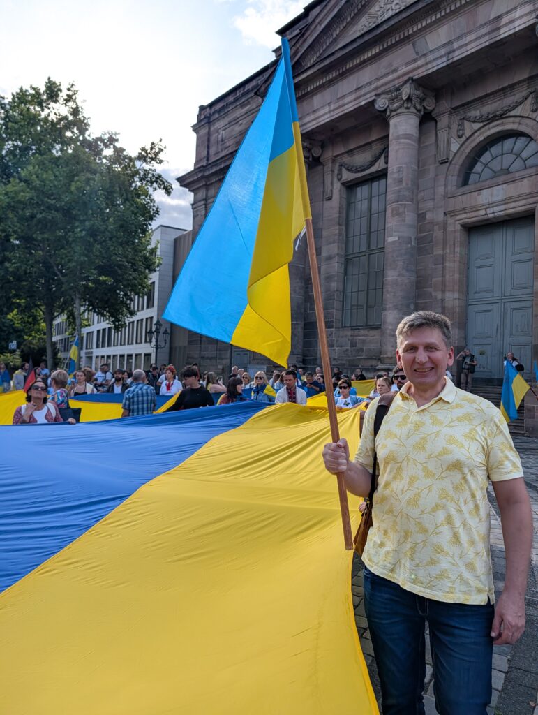 PXL_20260824_153827014.MP_-771x1024 35. Unabhängigkeitstag der Ukraine in Nürnberg – gemeinsam für Freiheit, Frieden und die Ukraine