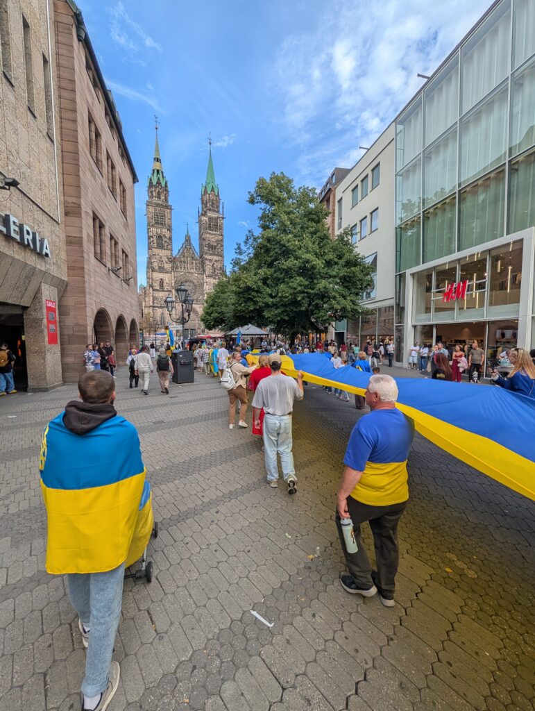 PXL_20260824_155012465-771x1024 35. Unabhängigkeitstag der Ukraine in Nürnberg – gemeinsam für Freiheit, Frieden und die Ukraine